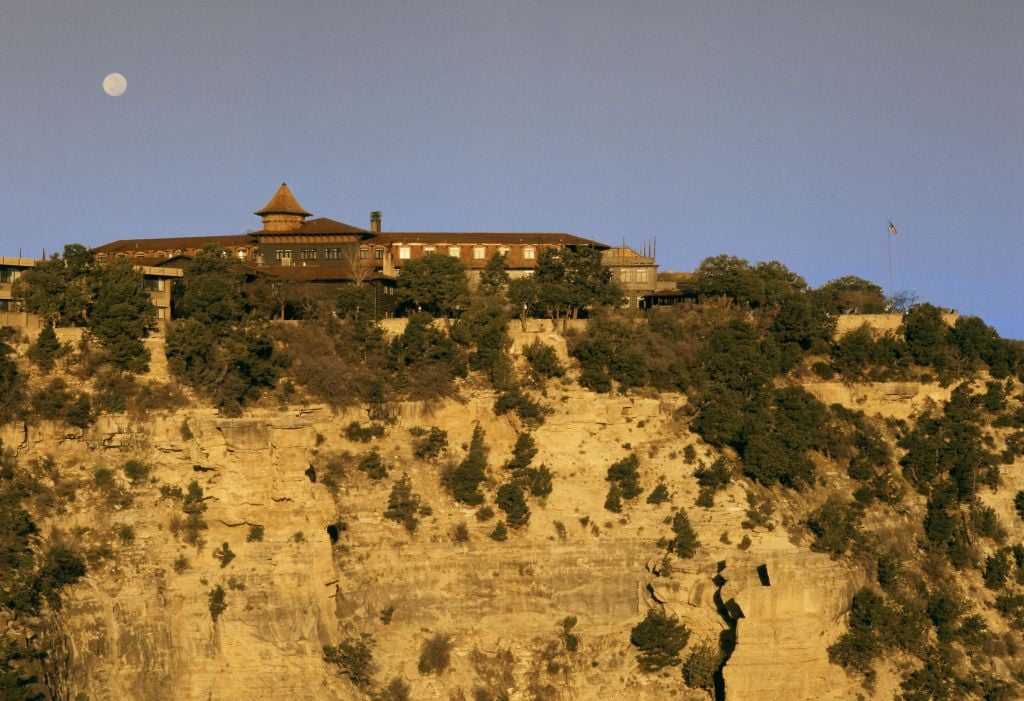 El Tovar Lodge from Canyon Rim Scenic Shot.