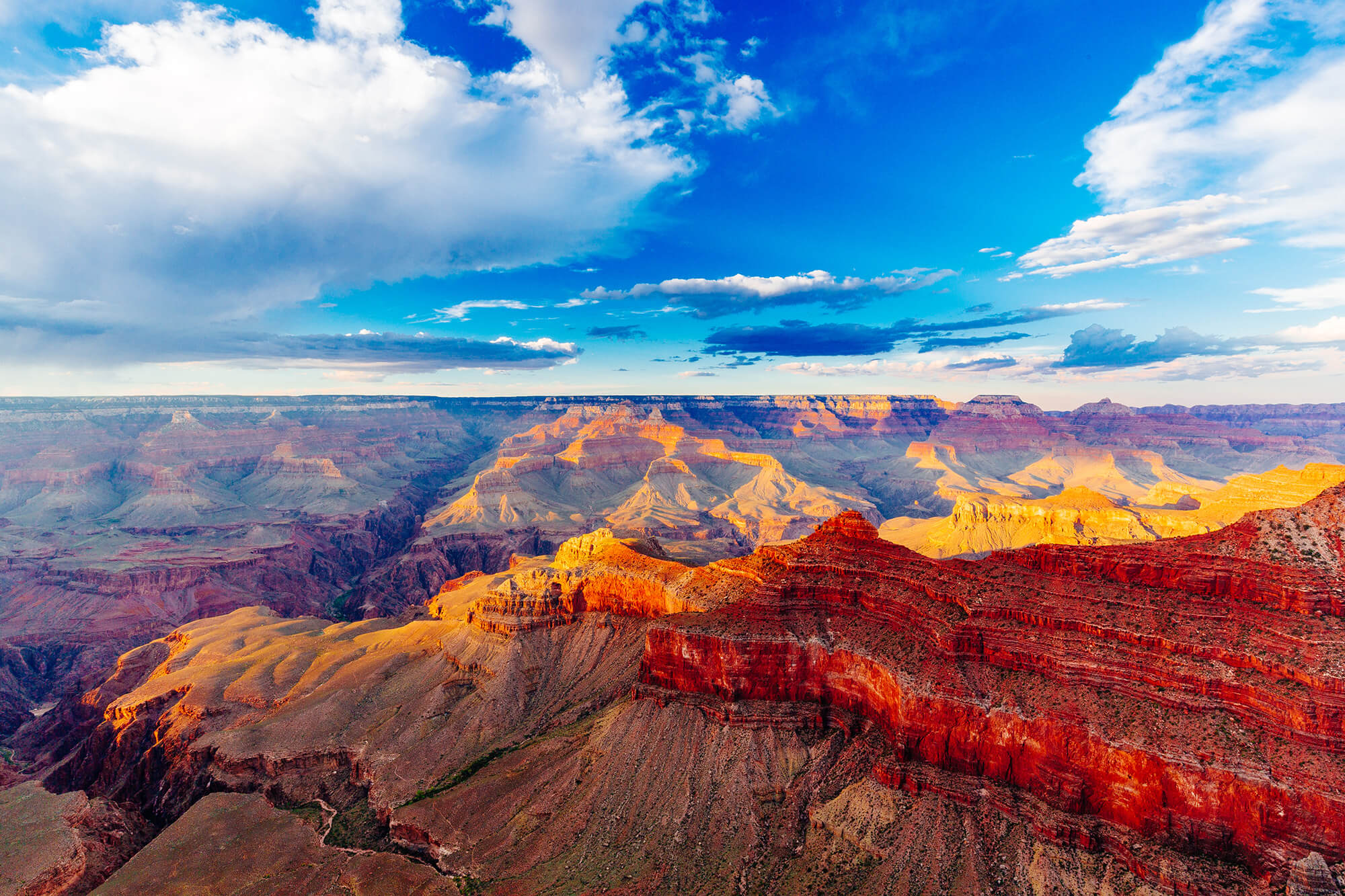 View of the red cliffs of the Grand Canyon