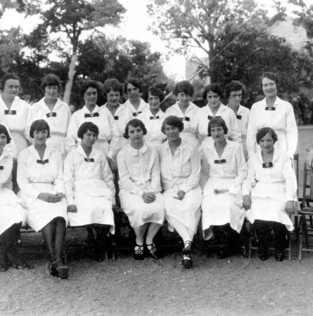 Who were the Harvey Girls?