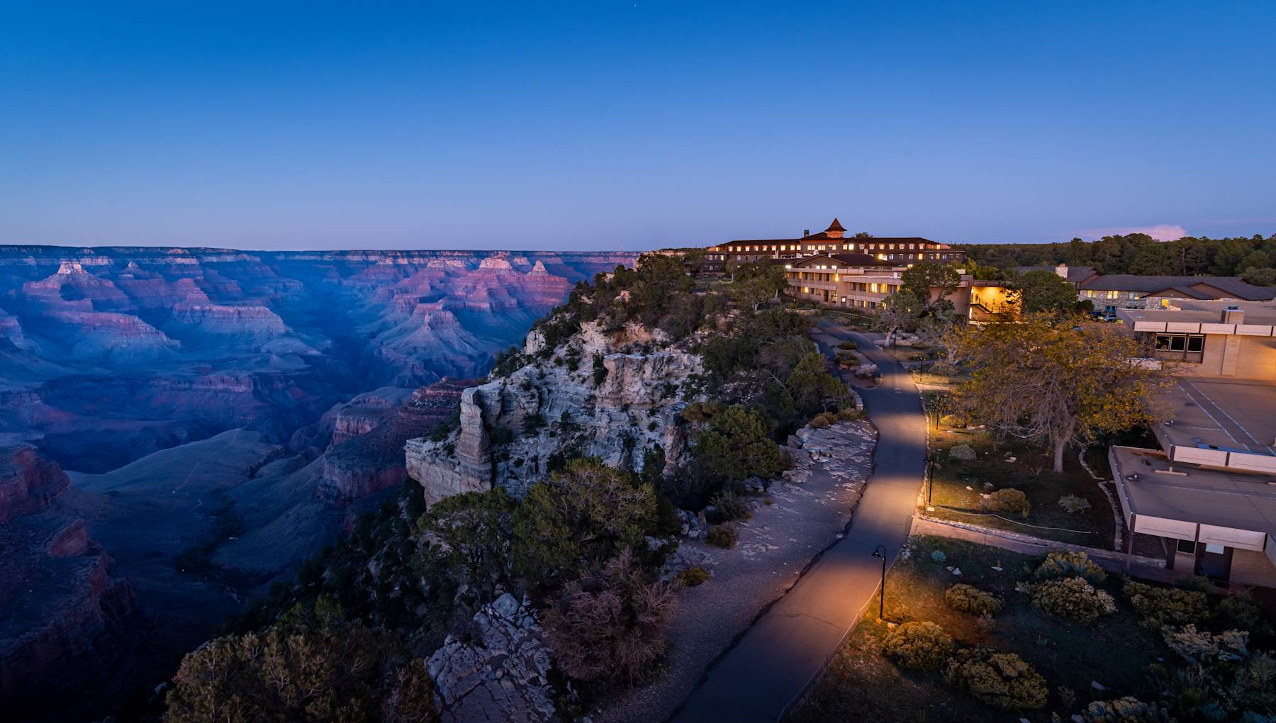 Parking - South Rim Visitor Center and Village - Grand Canyon